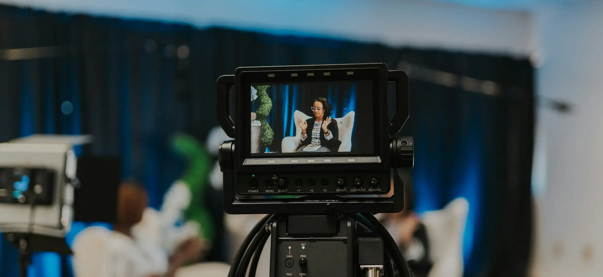 Video camera capturing a speaker